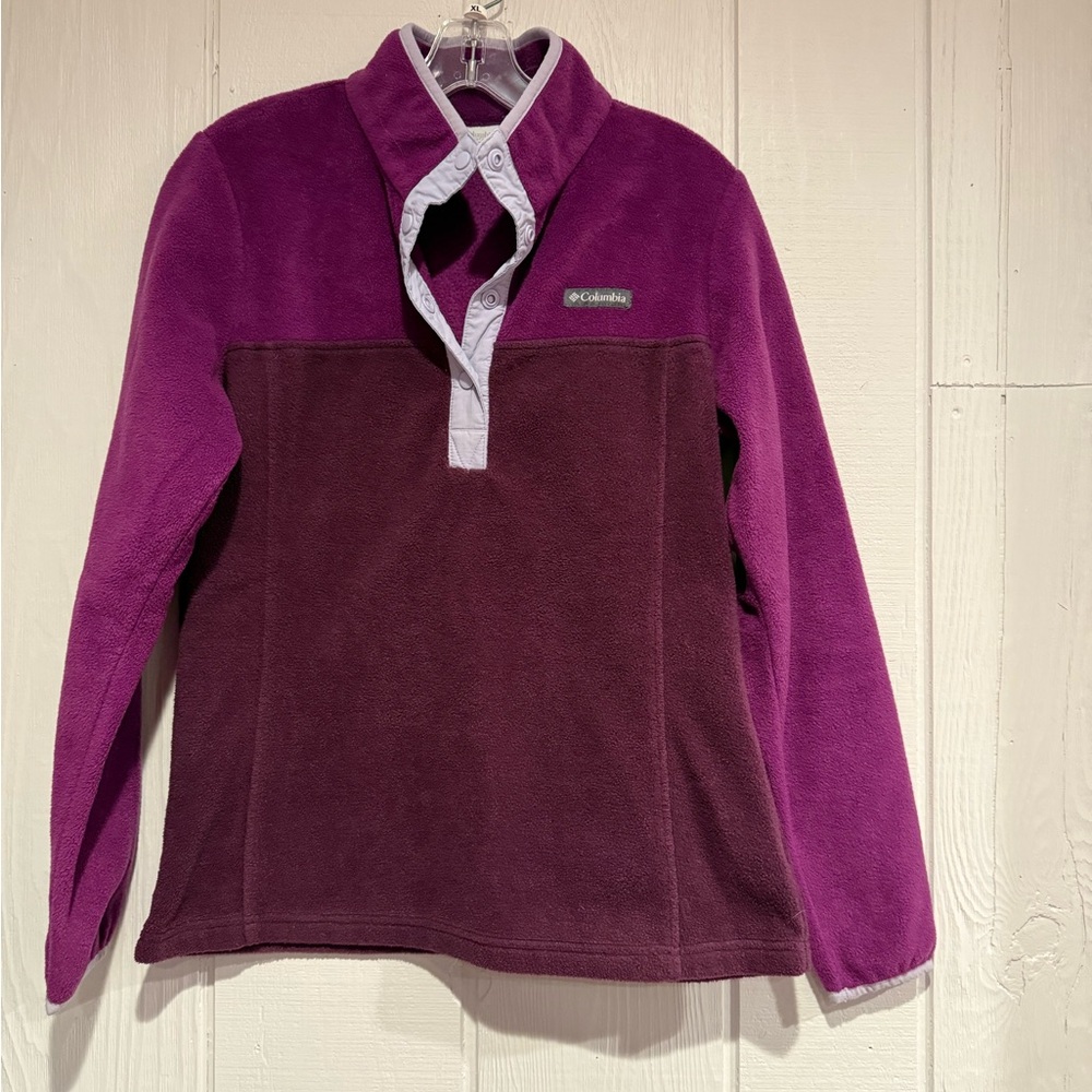 Columbia Purple and Dark Purple Women's Sweatshirt